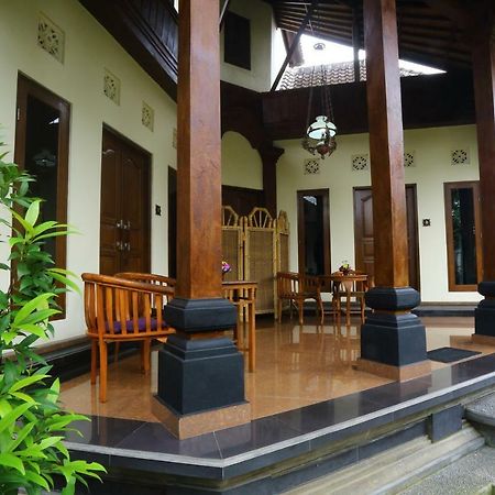 Loka Sari Guest House And Spa 우붓 외부 사진